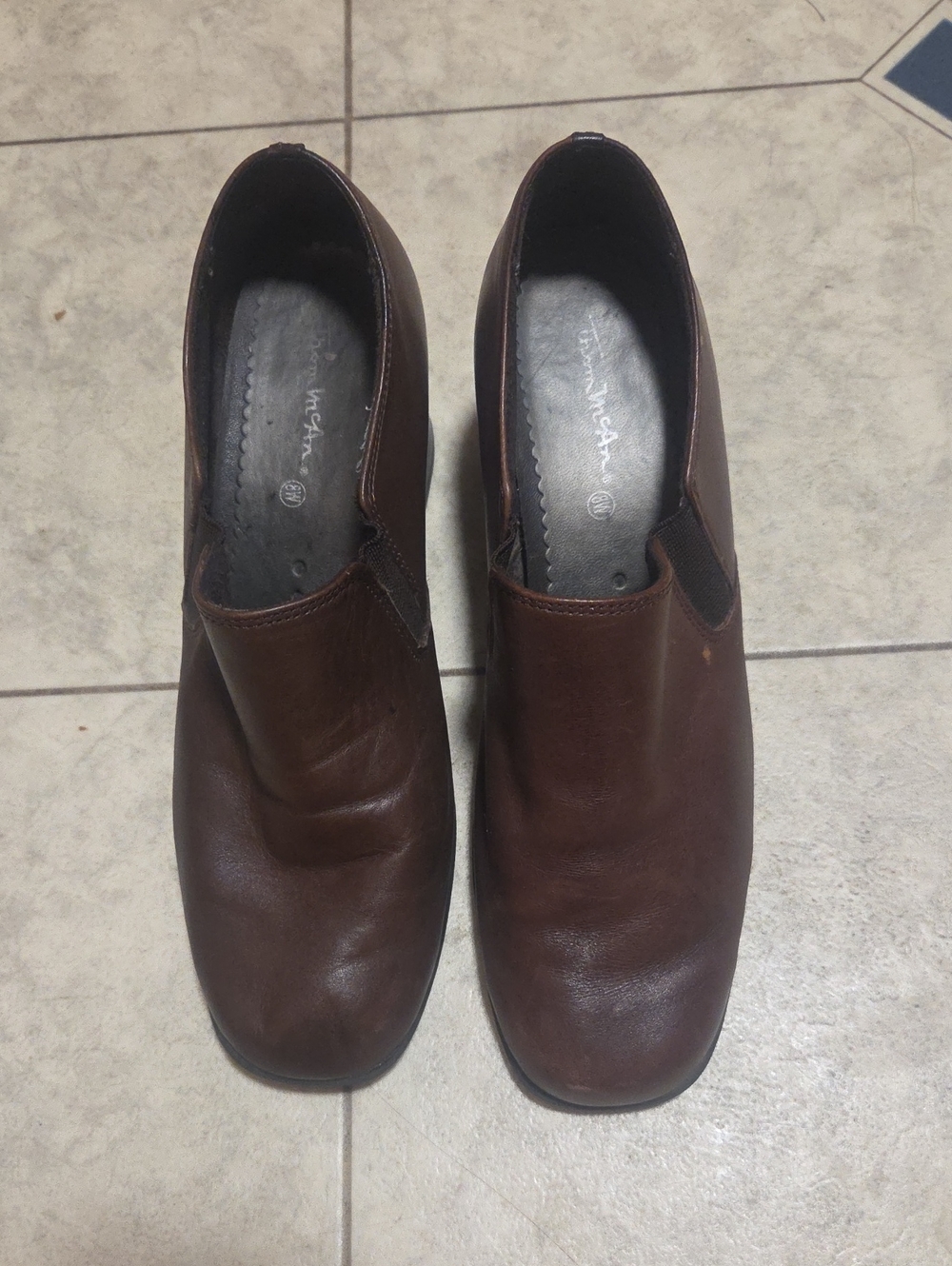 Thom McAn Leather Brown Ankle Boots Size 8W